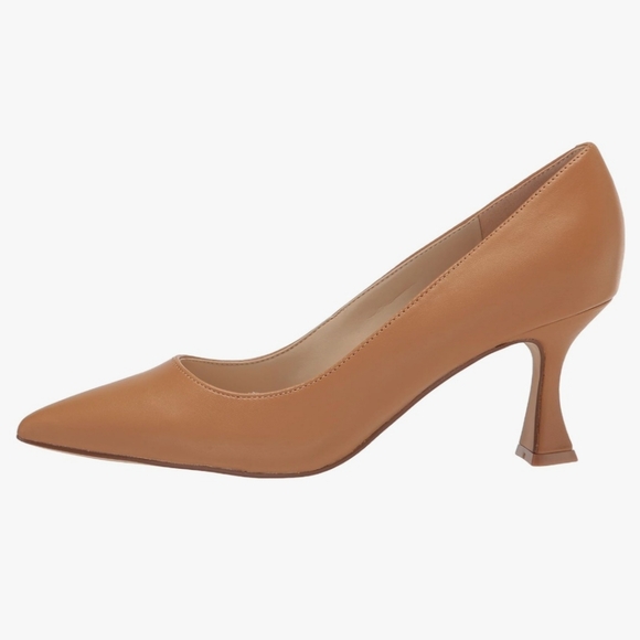 Nine West Workin Pointy Toe Pumps - Picture 8 of 8